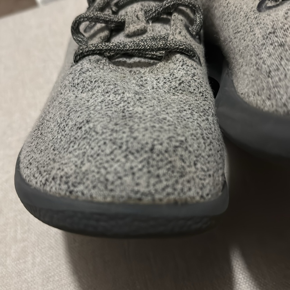 Wmns Allbirds Wool Runners-Sz 8-Light Grey with Dark Grey Soles - Picture 16 of 16